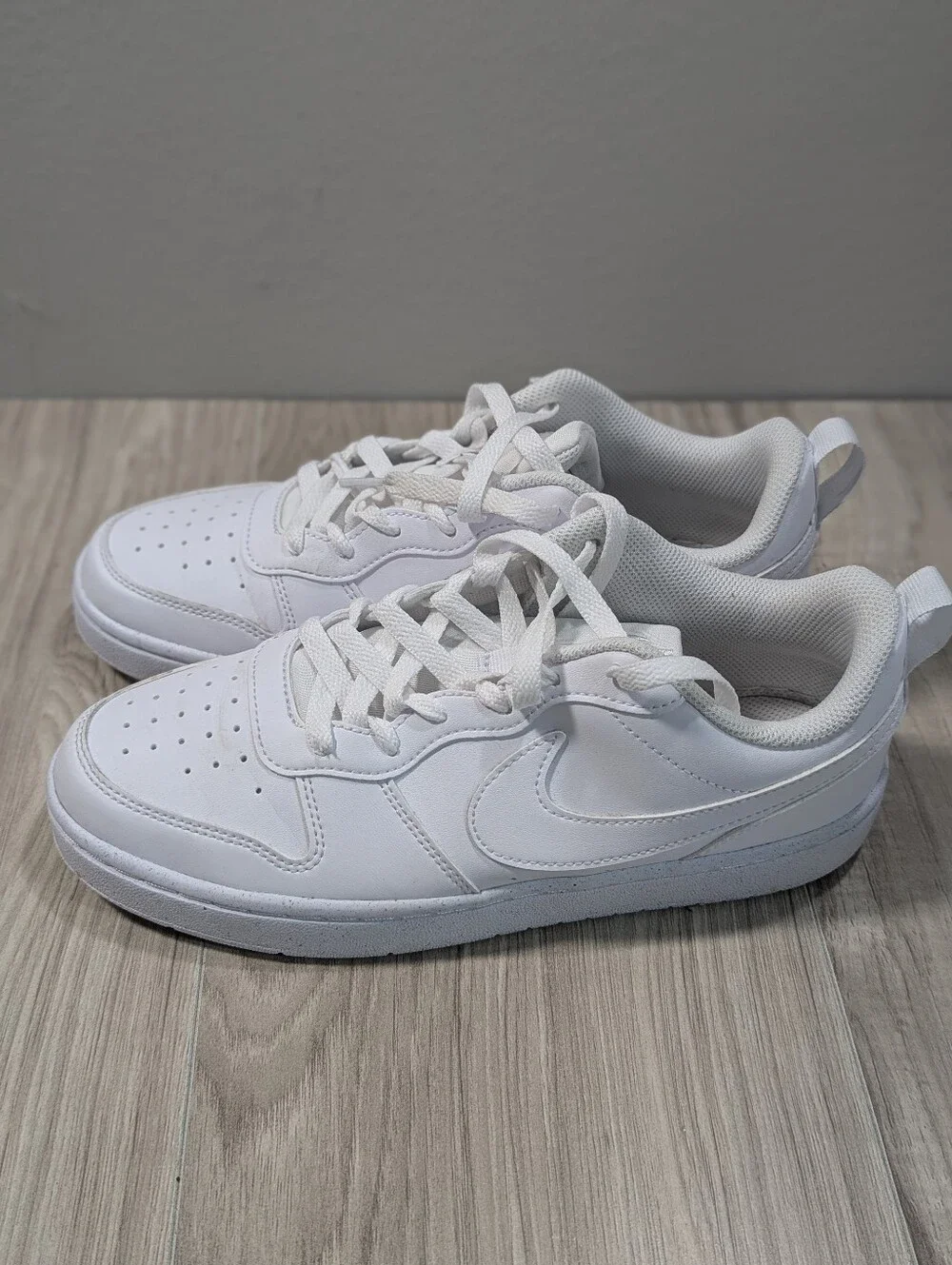 YOUTH White Nike Court Borough Low Recraft Size 7Y Athletic Shoes Leather